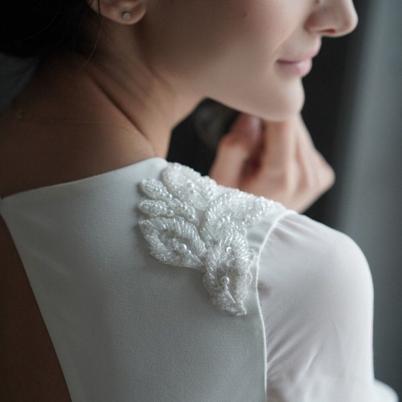 Wedding Dress - White Gown amazing quality - Picture 4 of 8